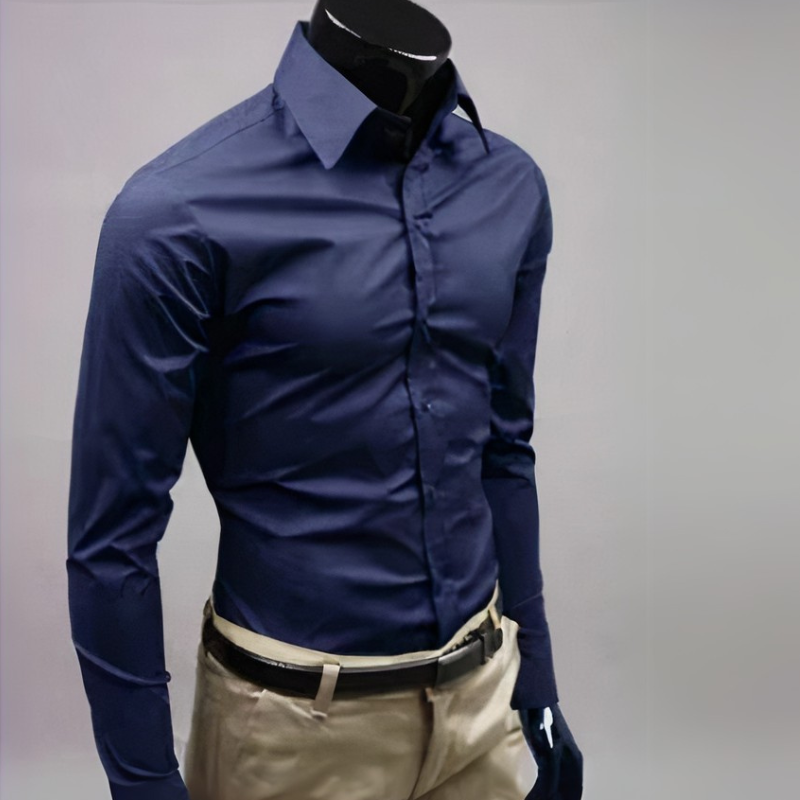Klassisches Langarmhemd für Herren mit moderner Passform und klarem Design.