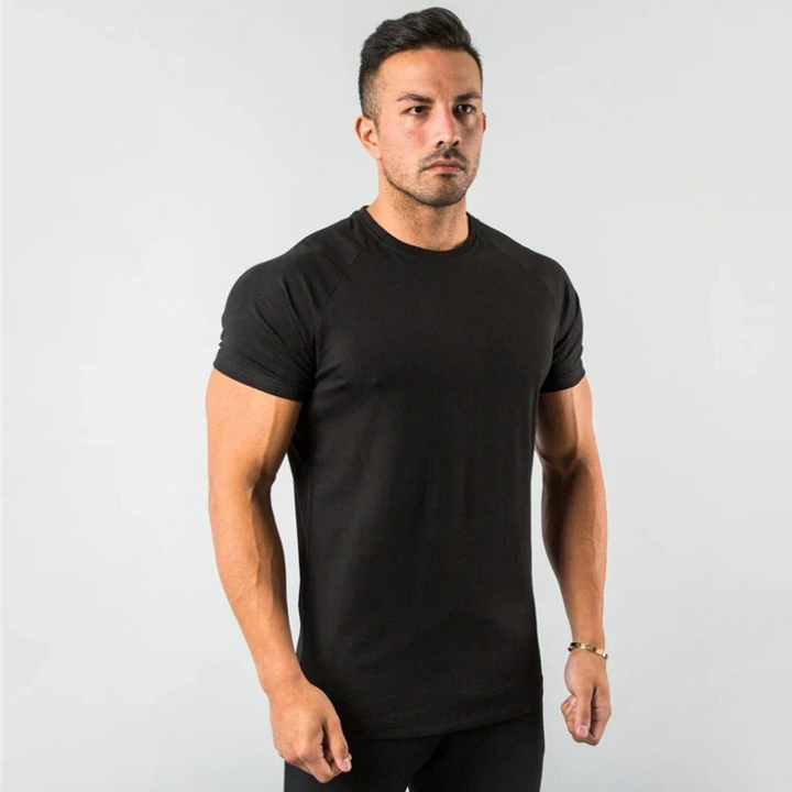 Kurzärmeliges, atmungsaktives Sport-T-Shirt für Männer für das Sommertraining.