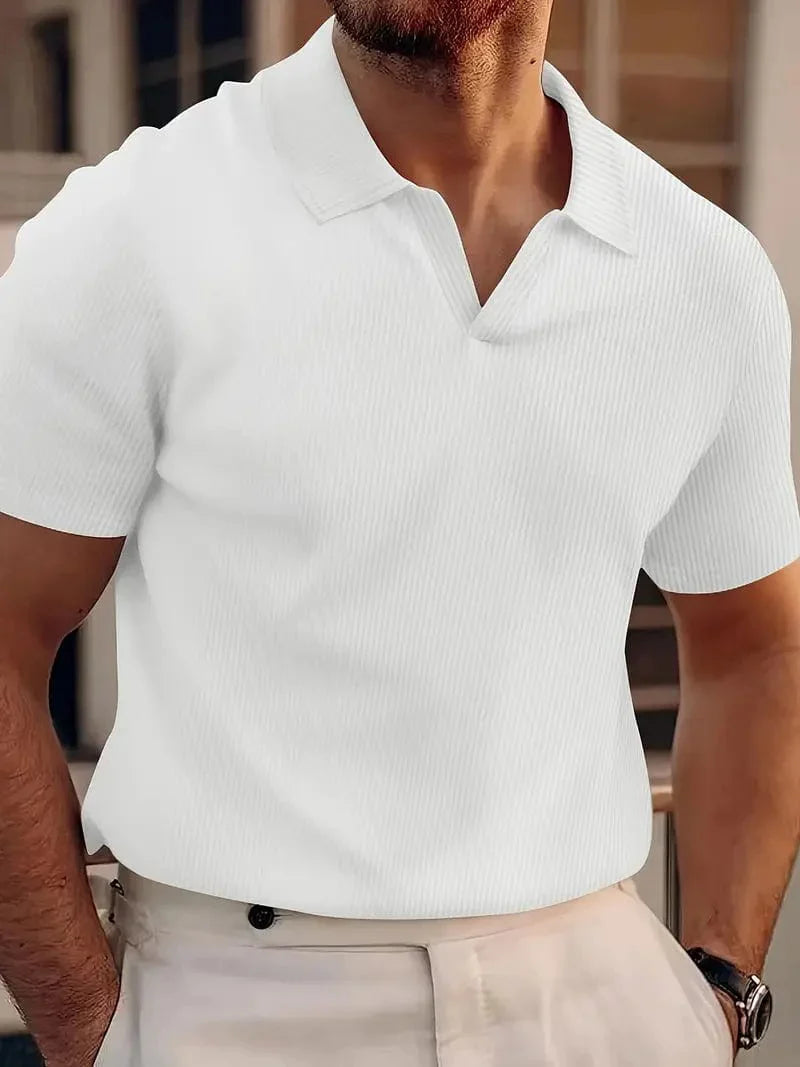 Anspruchsvolles Poloshirt für den Sommer mit leichtem, atmungsaktivem Material und elegantem Schnitt
