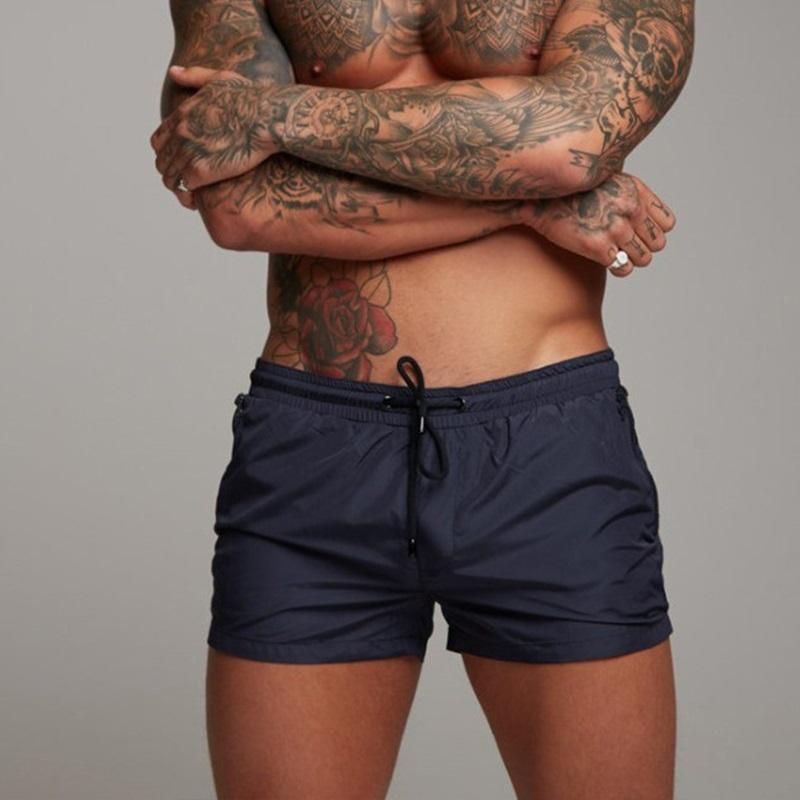 Atmungsaktive Badeshorts für den Sommer, schnelltrocknend und bequem.