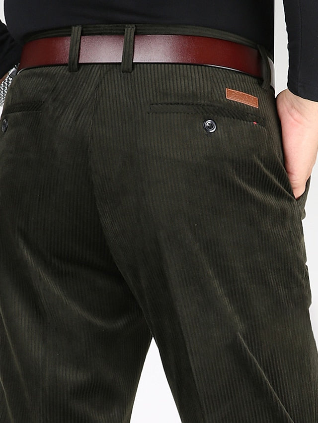 Atmungsaktive Casual Cordhosen für den Sommer – leichter Tragekomfort mit stilvollem Look.