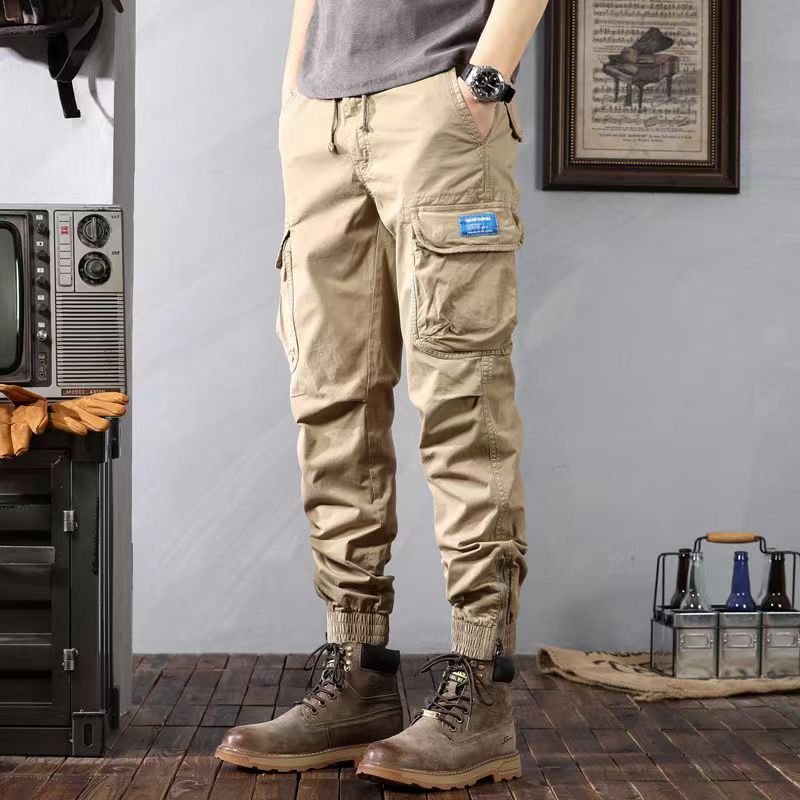 Atmungsaktive Sommer-Cargohose für Männer – leicht, funktional und perfekt für warme Tage.