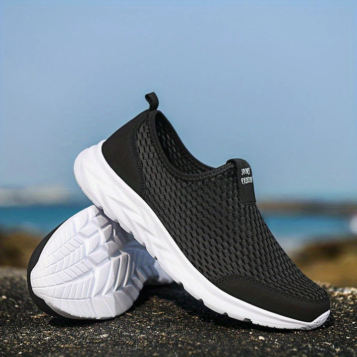 Atmungsaktive Sommerschuhe für Herren mit leichter Sohle und flexiblem Obermaterial