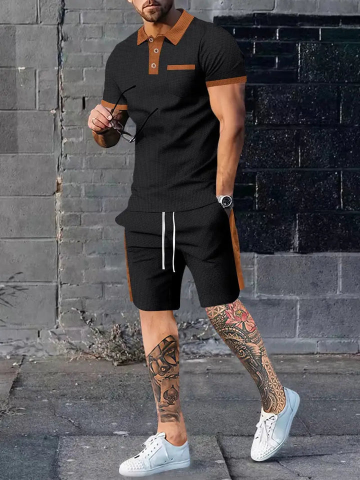 Atmungsaktives Poloshirt und Shorts-Set für Männer – leicht, bequem und perfekt für aktive Sommertage.