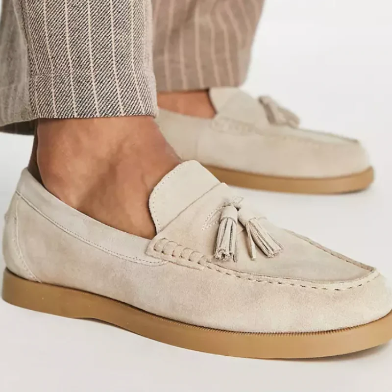 Bequeme Herren-Loafers mit rutschfester Sohle und weicher Innensohle für Alltag und Büro








