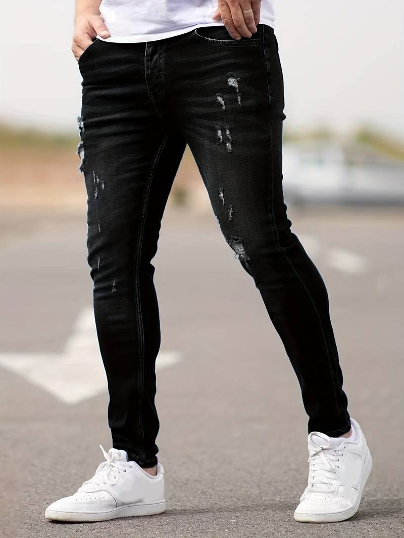 Bequeme und stilvolle Sommerjeans für Männer – leicht, modern & vielseitig.