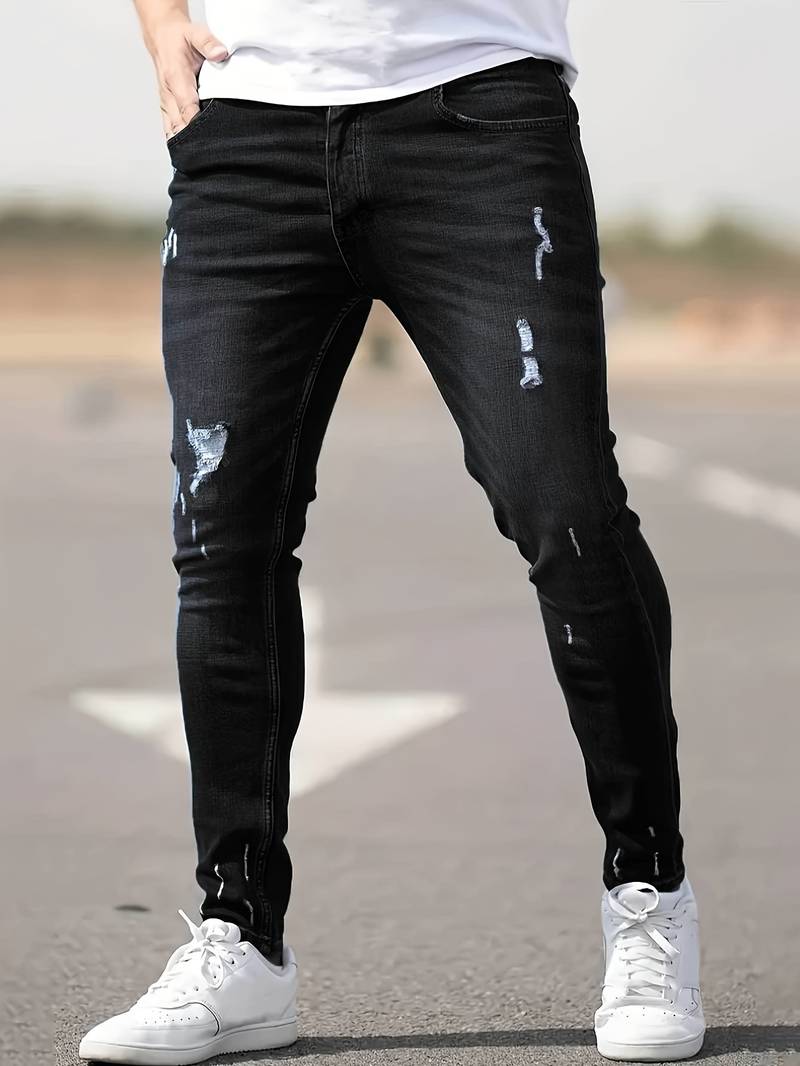 Bequeme und stilvolle Sommerjeans für Männer – leicht, modern & vielseitig.