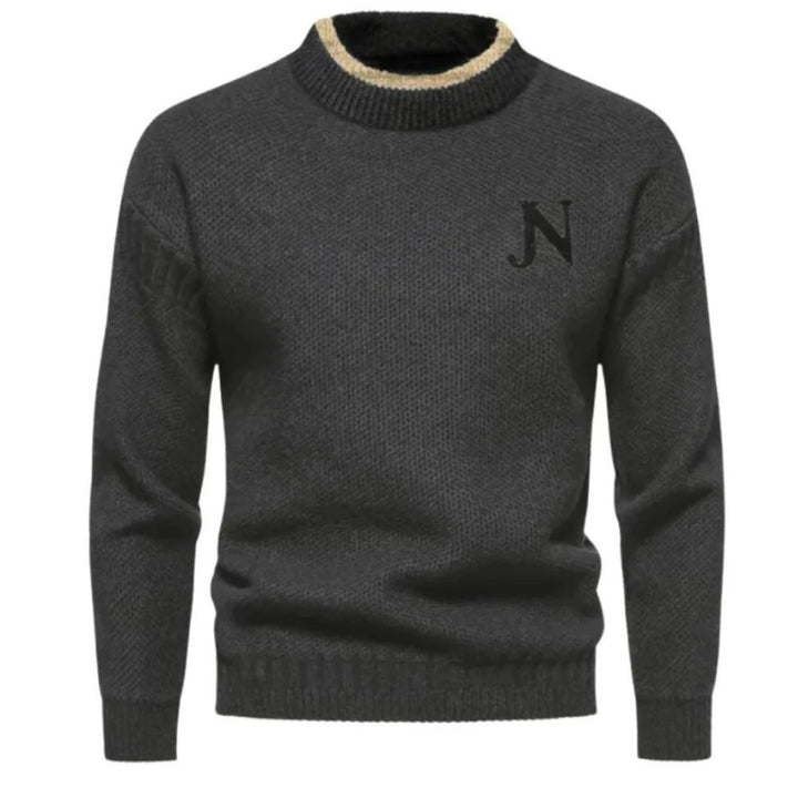 Bequemer warmer Pullover für Männer – ideal für kalte Herbst- und Wintertage.