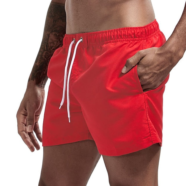 Einfarbige Strandshorts mit Kordelzug für Männer, bequem und vielseitig für Sommertage.