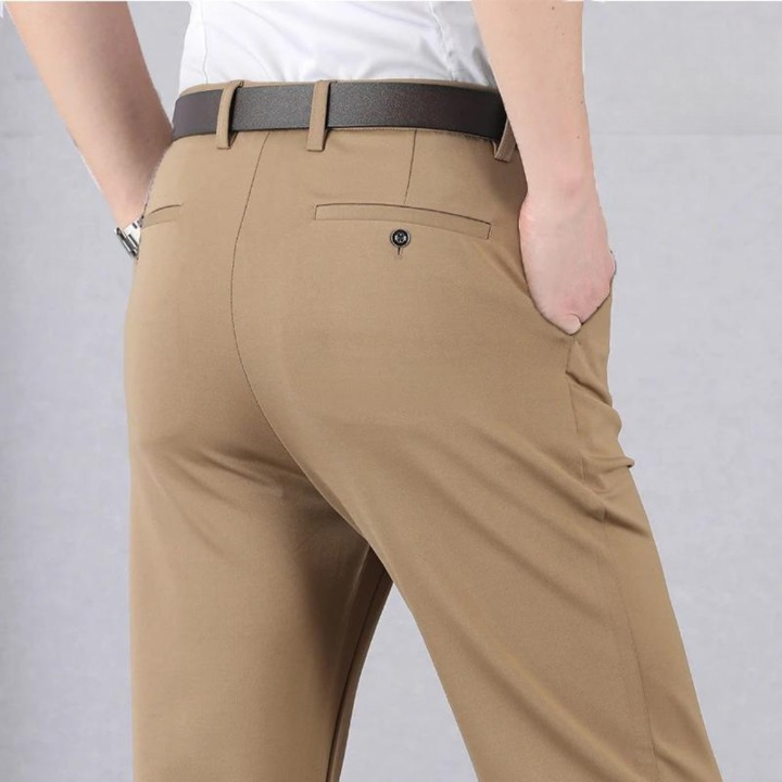 Elegante und bequeme Business-Hose für Männer, ideal für den Alltag im Büro.