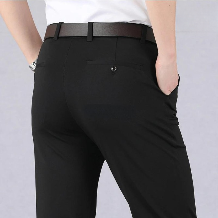 Elegante und bequeme Business-Hose für Männer, ideal für den Alltag im Büro.