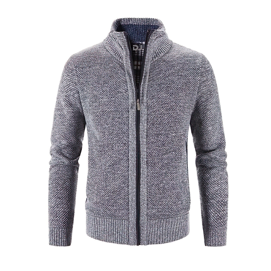 Elegante warme Herrenstrickjacke mit Reißverschluss – zeitloses Design und komfortabler Schutz.
