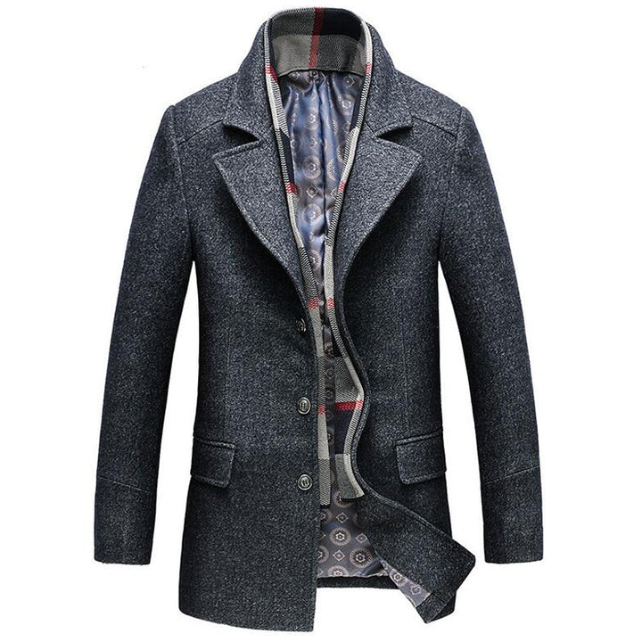 Hochwertiger Trenchcoat für Herren in elegantem Design, ideal für kalte Wintertage