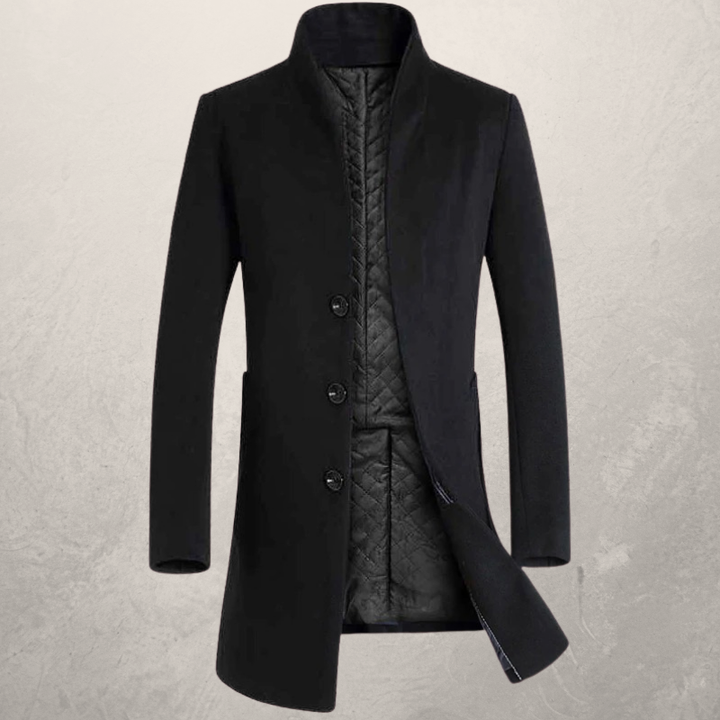 Eleganter Herrenmantel in klassischem Design, perfekt für kalte Herbst- und Wintertage