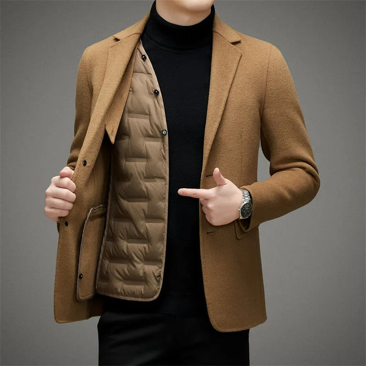 Eleganter schicker Wollmantel mit klassischem Schnitt und Reverskragen für Herren