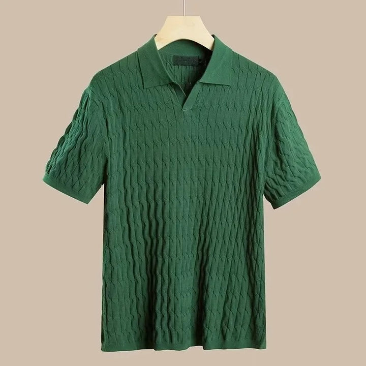 Elegantes gestricktes Poloshirt für Herren – leicht, stilvoll und perfekt für den Sommer