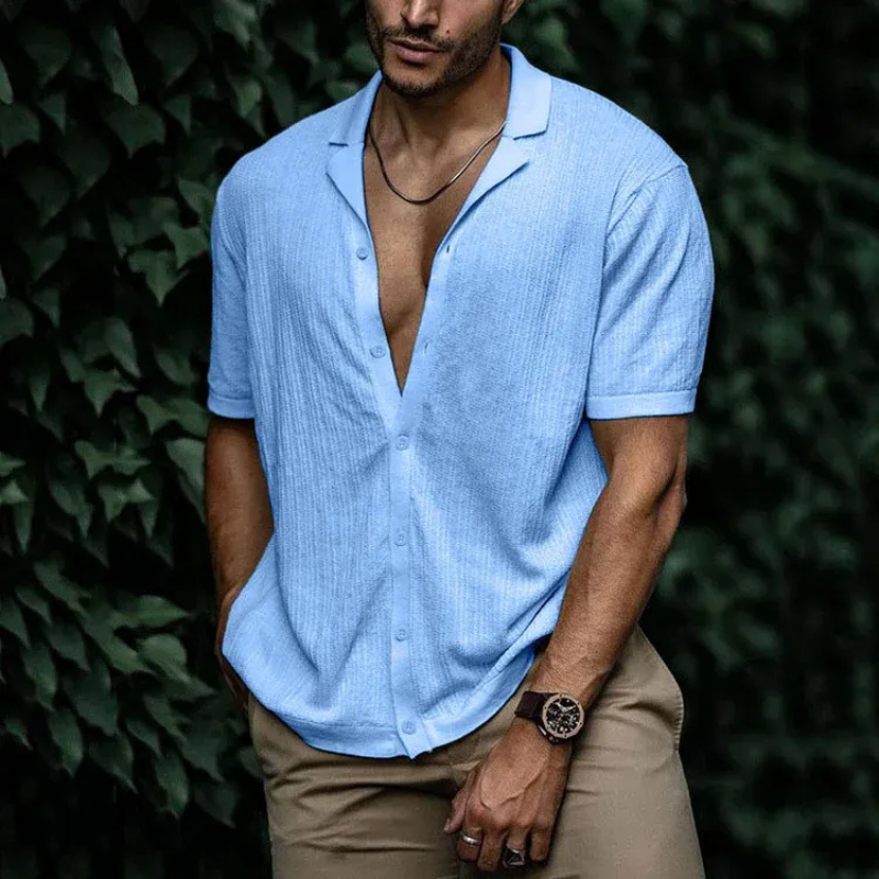 Elegantes Sommerhemd für Herren mit modernem Schnitt und leichtem Stoff