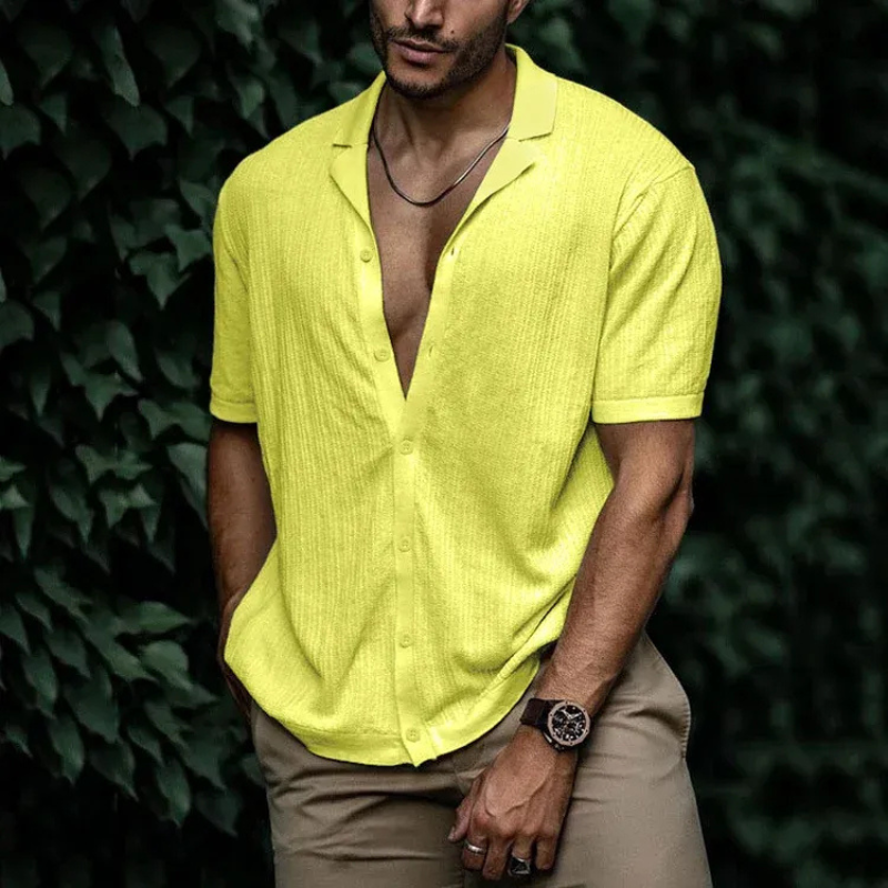 Elegantes Sommerhemd für Herren mit modernem Schnitt und leichtem Stoff