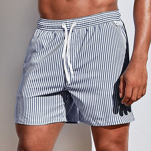 Freizeit-Badehose für Männer, schnelltrocknend und bequem für Strand und Pool.