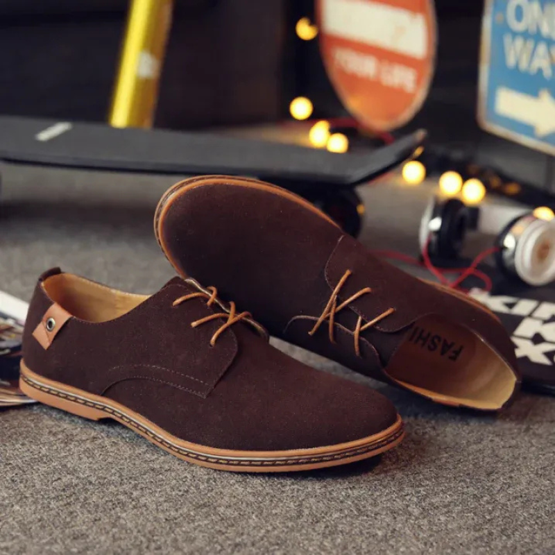 Moderne und bequeme Freizeitschuhe für Männer – ideal für Alltag, Reisen und entspanntes Gehen








