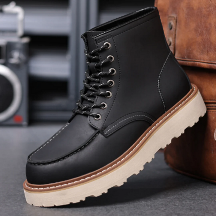 Gepolsterte Schaftstiefel für Männer mit hohem Tragekomfort und robuster Sohle für Outdoor und Alltag