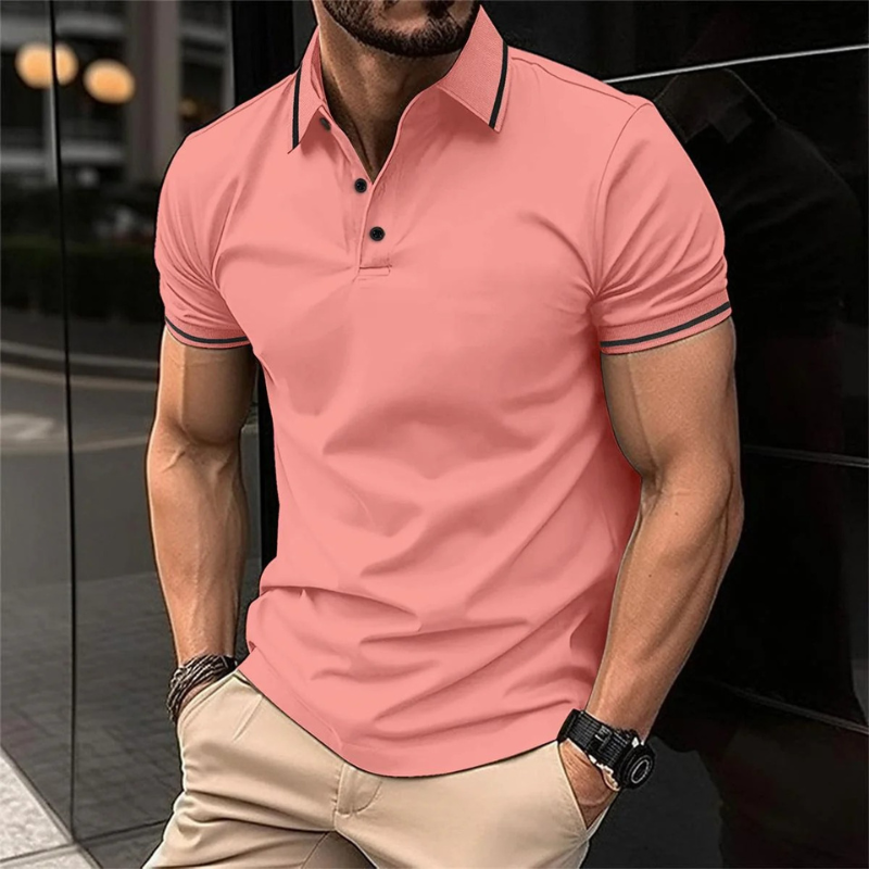 Kurzärmeliges Herren-Poloshirt in raffiniertem, atmungsaktivem Design für den Sommer.