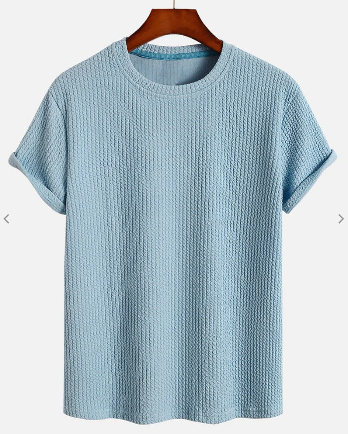 Elegantes Sommer-T-Shirt für Männer – leicht, stilvoll und angenehm zu tragen.