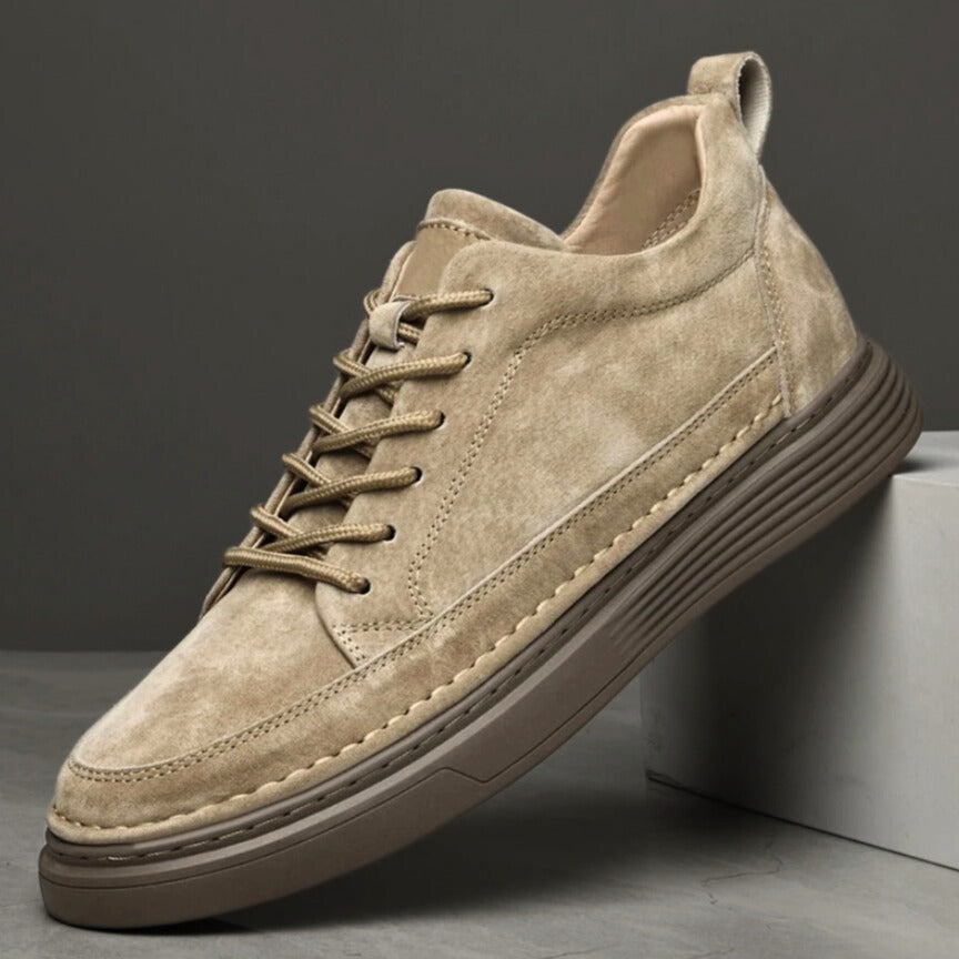 Elegante Sneaker aus hochwertigem Leder für Männer, kombiniert mit modernem Design und maximalem Komfort
