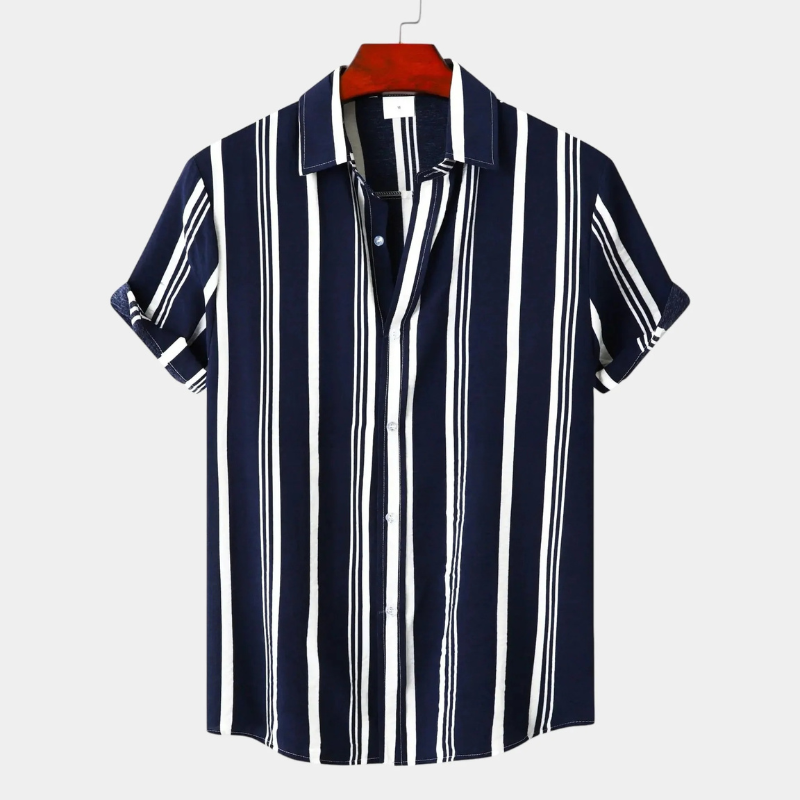 Lässiges gestreiftes Herrenhemd mit entspannter Passform, perfekt für moderne Alltagsoutfits.