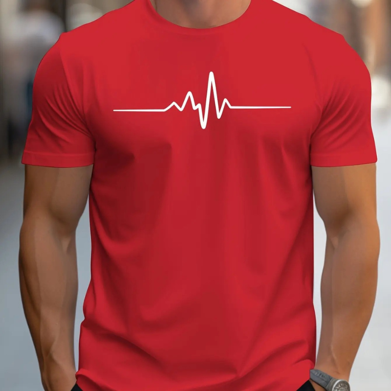 Mann trägt ein schmal geschnittenes weißes T-Shirt mit schwarzem Herzschlag-Aufdruck, lässig im Freien gestylt