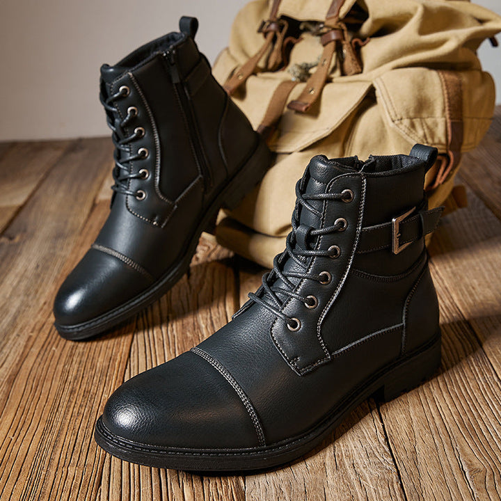Elegante Herrenstiefel aus echtem Leder mit robuster Sohle, ideal für stilvolle und vielseitige Looks.