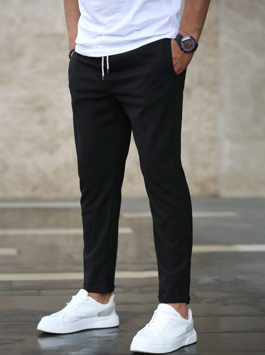 Klassische gemütliche Herrenhose – elegantes Design und hoher Komfort für jeden Anlass