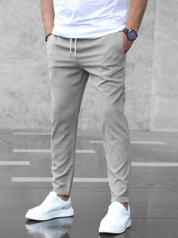Klassische gemütliche Herrenhose – elegantes Design und hoher Komfort für jeden Anlass