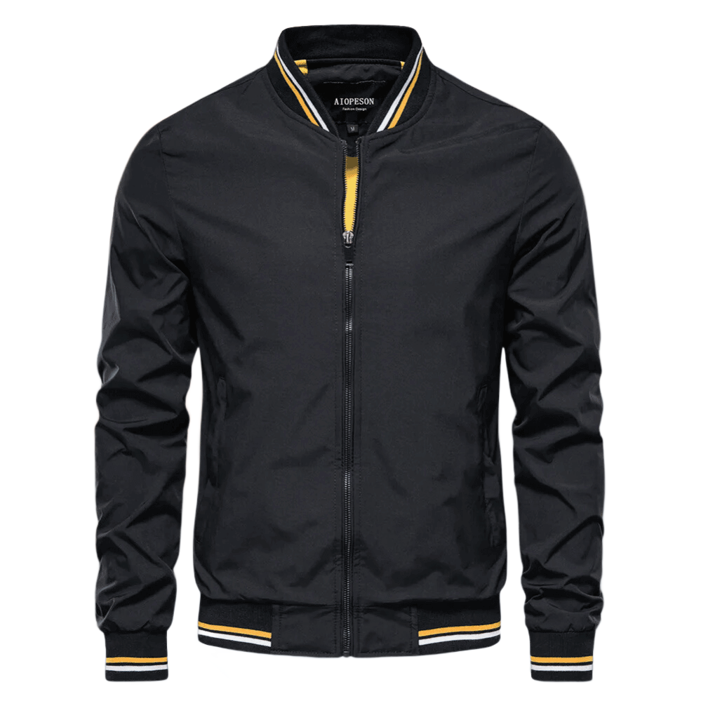 Ein Mann trägt eine klassische Bomberjacke, stylisch und bequem