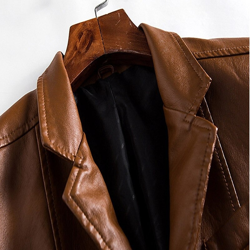 Klassische Lederjacke für Männer, ideal für Herbst- und Wintertage.