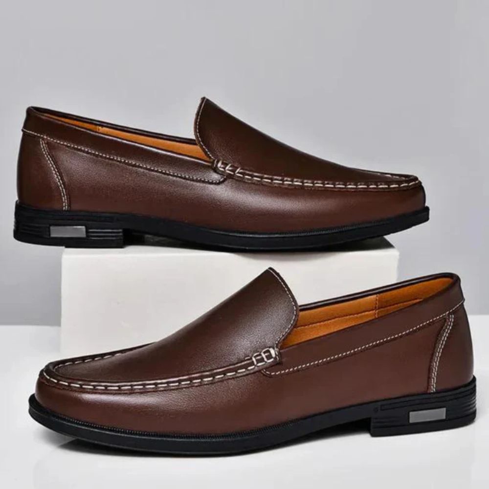 Klassische Lederschuhe für Männer – elegant und ideal für Herbst- und Wintertage.