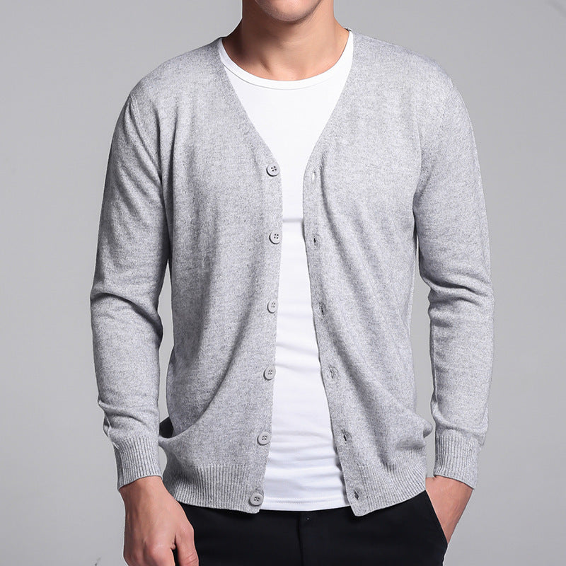 Klassische Herren-Strickjacke mit Knopfleiste, ideal für elegante und lässige Outfits an kühleren Tagen
