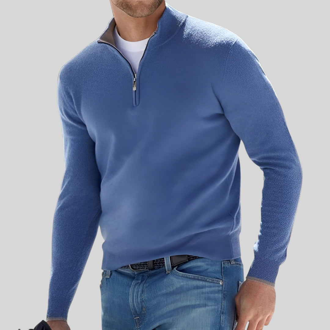 Klassischer warmer Pullover für Männer, ideal für kalte Herbst- und Wintertage.