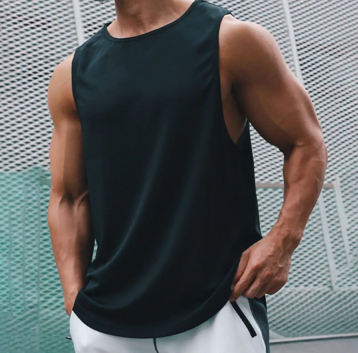 Klassisches ärmelloses Sommertop für Frauen mit leichtem, atmungsaktivem Stoff und zeitlosem Design.