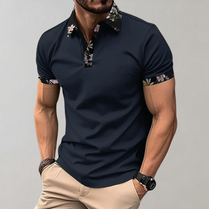 Klassisches und atmungsaktives Sommerhemd für Herren – ideal für warme Tage.