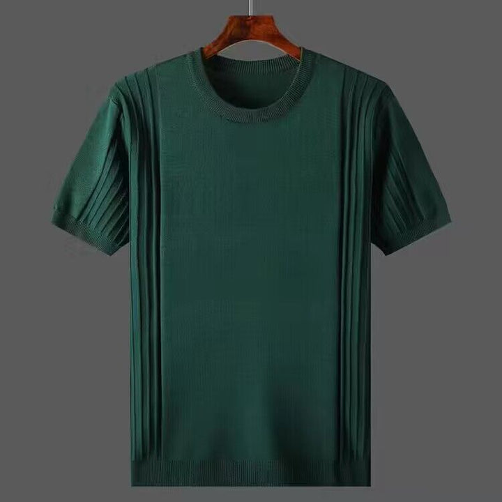 Klassisches Sommer-T-Shirt aus Baumwolle – leicht, atmungsaktiv und bequem für warme Tage.