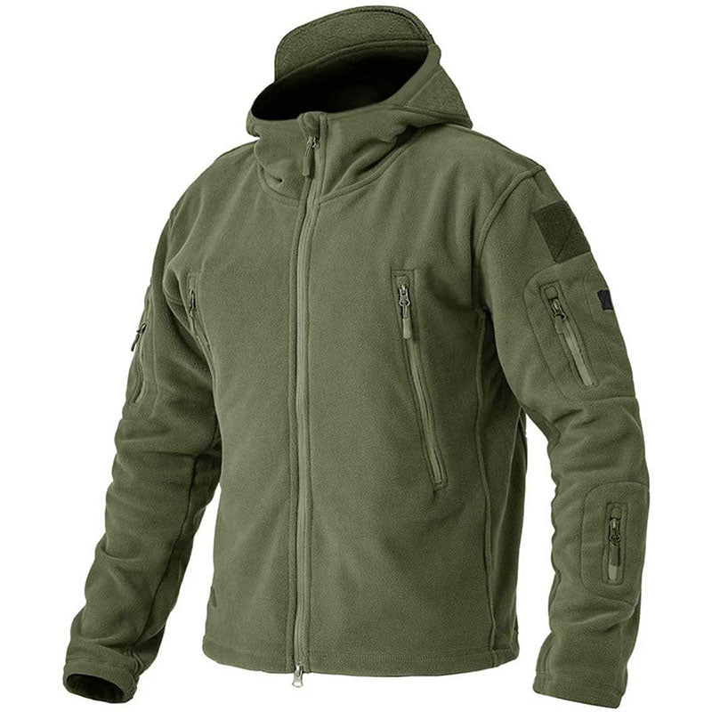 Kuschelige Outdoor-Fleecejacke für Herren – warm und bequem für kalte Tage.