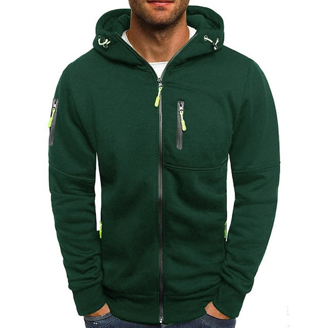 Kuscheliger Kapuzenpulli für Männer, ideal für kalte Herbst- und Wintertage.