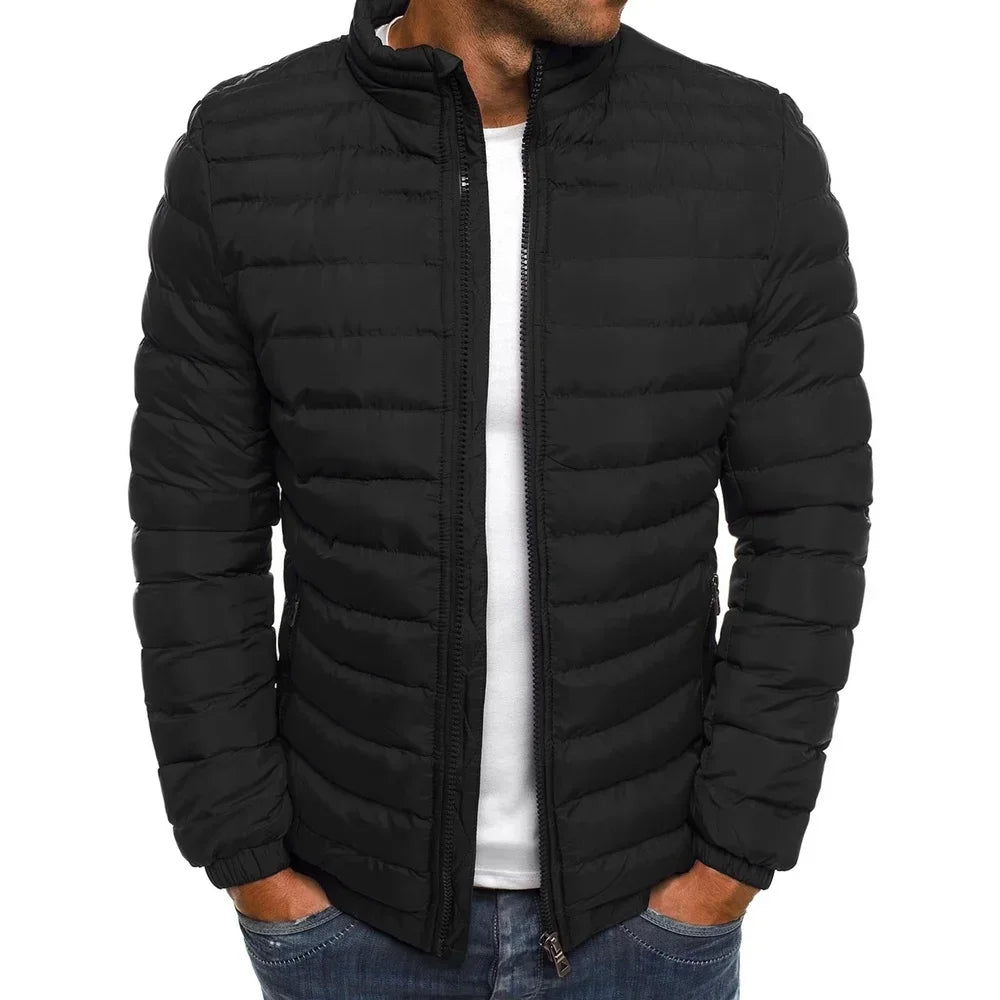 Lässige Herren-Winterjacke mit weichem Innenfutter und anpassbarer Kapuze