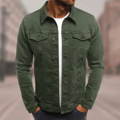 Lässige Jeansjacke für Männer, ideal für kühle Herbst- und Wintertage.
