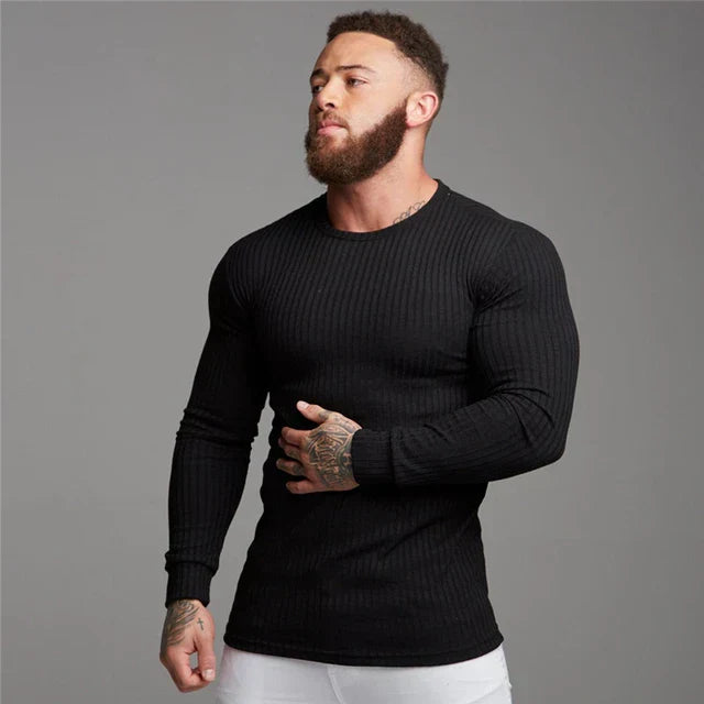 Lässiger Pullover für Männer mit schmaler Passform – ideal für Herbst- und Wintertage, stilvoll und bequem.