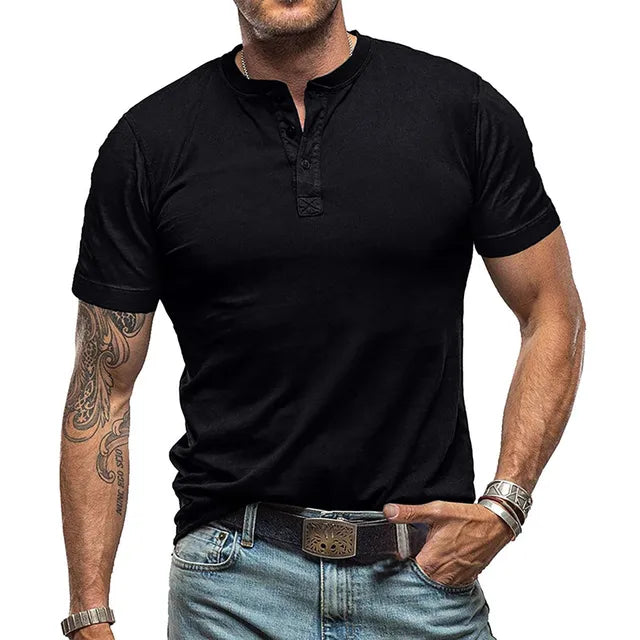 Langlebiges Sommer-T-Shirt für Männer – robust, bequem und ideal für warme Tage.