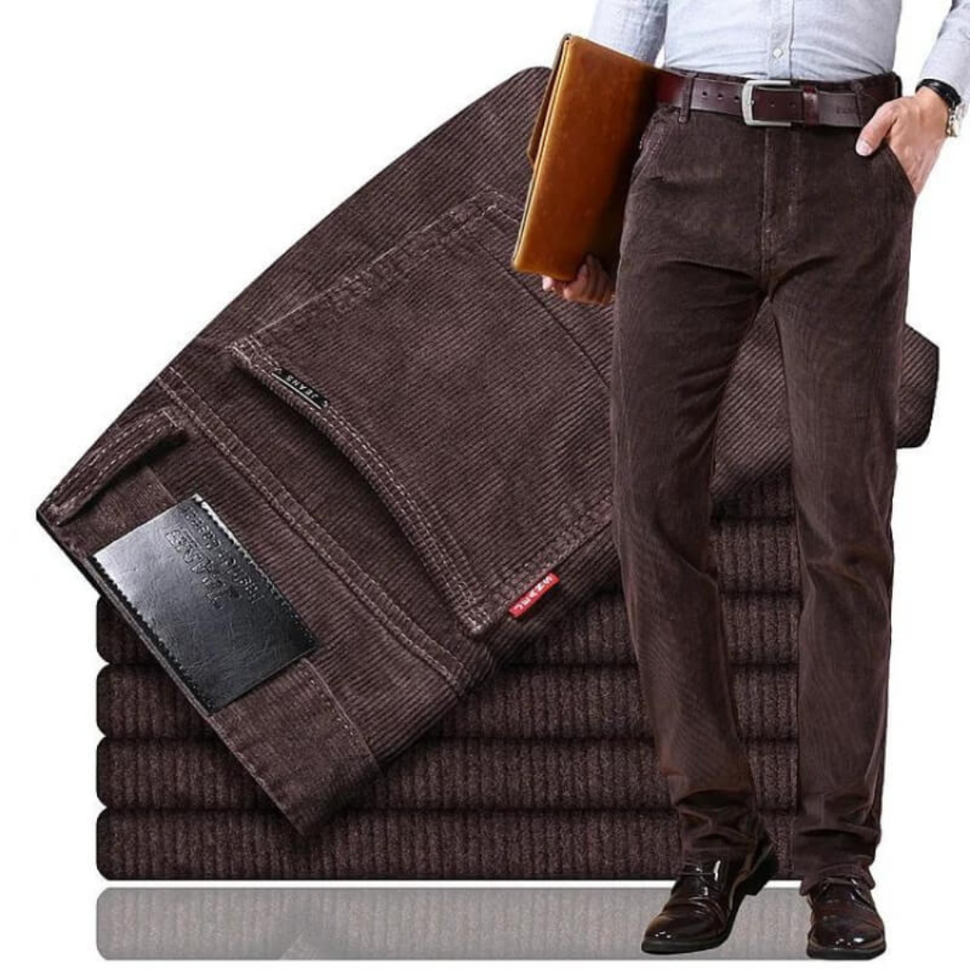 Lässige Kordhosen für den Sommer, ideal für einen entspannten Look.