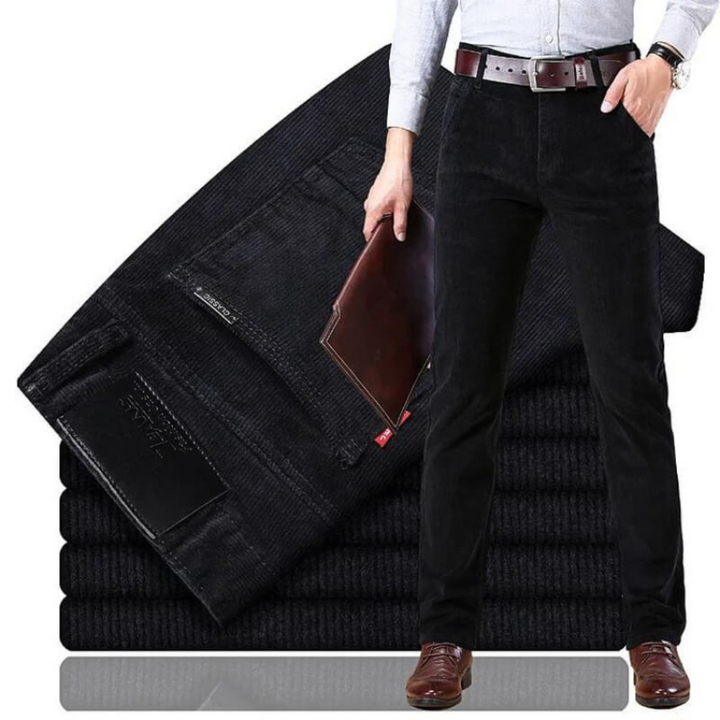Lässige Kordhosen für den Sommer, ideal für einen entspannten Look.