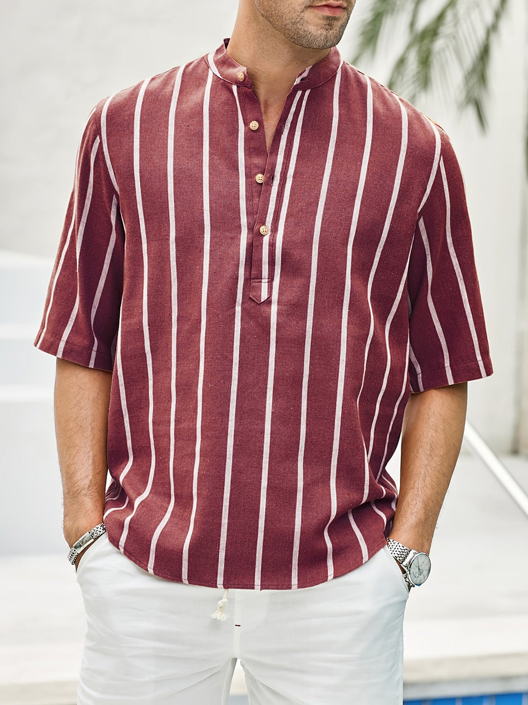 Leichtes, minimalistisches Sommerhemd für Herren mit stilvollem Schnitt.